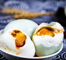 Oily Salted Duck Egg