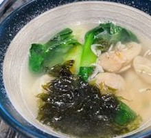 馄饨汤面