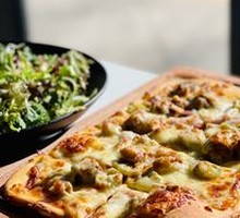 Spicy Chicken Pizza Mexicano