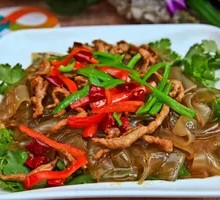 Shredded Pork with Rice Noodles Stir-fry