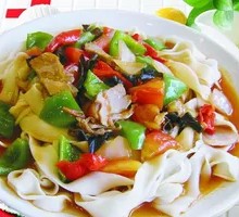 Xinjiang Noodles with Sauce