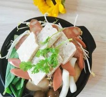 Chaozhou Pork Cake in Clay Pot