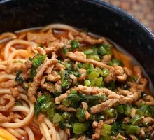 Snow Cabbage and Pork Noodles