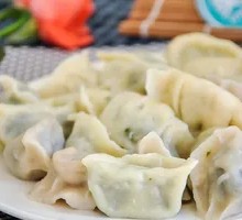 Bittercress and Pork Dumplings