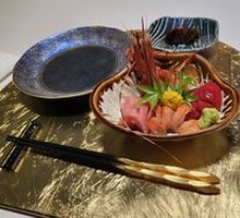 Seasonal Sushi Platter