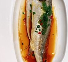 Steamed Small Yellow Croaker with Green Pepper Sauce