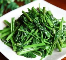 Stir-Fried Water Spinach