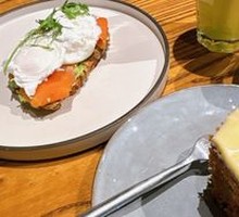 Farmhouse Carrot Cake