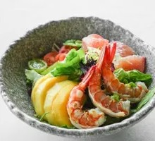 Shrimp Mango Pomelo Salad