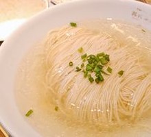 White Soup Noodles