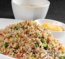 雪菜肉丝蛋炒饭