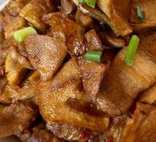 Bamboo Shoots Stir-Fried with Pork