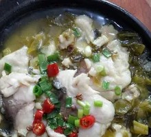 Sour Cabbage Fish with Mandarin Fish