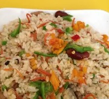 Green Pepper and Pork Stir-fried Fried Rice