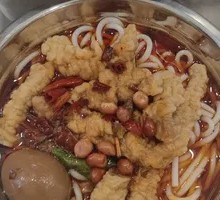 Spicy Pork Crisp Noodle Soup