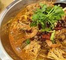Crispy Pork and Tender Meat Pot