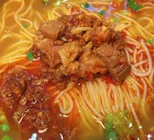 牛肉肉酱米线