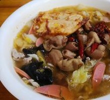 Three Delicacies Intestine Noodles