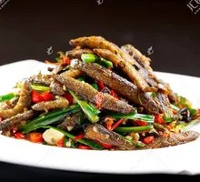 Stir-fried Eel with Perilla
