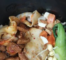 Signature Oil-Poured Pork Sauce Noodles