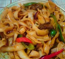 Lamb Stir-Fried Knife-Sliced Noodles