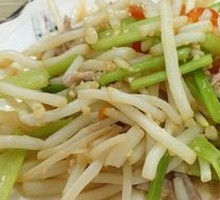 Bamboo Root Stir-Fried with Shredded Pork