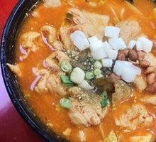 Spicy Pork Slices with Rice Noodles