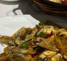 Spicy Stir-Fried Clams