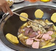 Cao Chengxiang's Stewed Chicken in Clay Pot