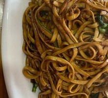 Egg and Pork Noodles Stir-Fry