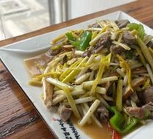 Garlic Yellow Chicken Offal Stir-fry