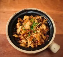 Braised Beef Brisket with Organic Bean Sprouts