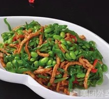 Green Pepper, Tofu, Mung Bean, and Pork Slices Over Rice