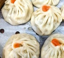 Crab Roe Bun