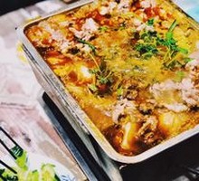 Hand-grabbed Lamb Ribs