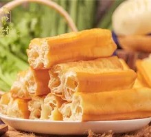 Old-style fried dough sticks
