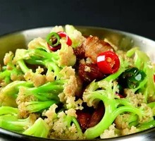 Spicy Stir-Fried Organic Cauliflower