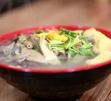 Duck Blood and Vermicelli Soup