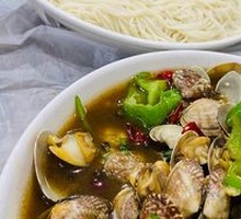 Noodles Tossed with Clam Soup Sauce