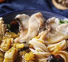 Sour Cabbage Fish Noodles