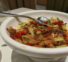 Stir-Fried Beef with Yellow Onion
