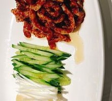Beijing-style Shredded Pork in Soy Sauce