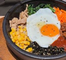 Intangible Heritage Stone Pot Rice