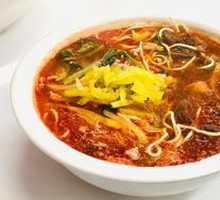 Pork Rib Noodles with Shredded Pork