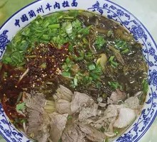 Sour Cabbage Beef Noodles