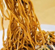 Pig's Skin Noodles Stir-Fry