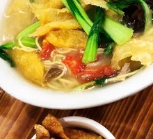 Pig's Liver Noodles with Pig's Skin