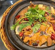 Secret-Recipe Stinky Tofu with Pork Intestines