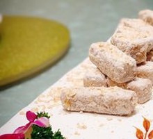 Wheat-Scented Lipu Taro Sticks