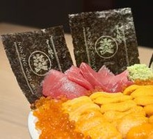 Four-Color Sea Urchin Seafood Rice